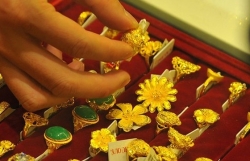 Giá vàng trong nước tăng không ngừng nghỉ, vượt 58 triệu đồng/lượng