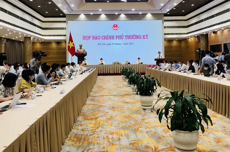 Hai kịch bản tăng trưởng kinh tế, sắp có gói hỗ trợ mới cho người lao động