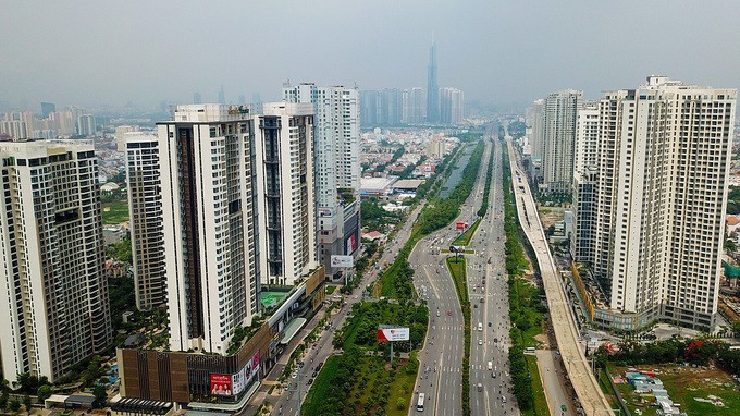 phat huy dong luc tang truong tu co xe kinh te viet nam tao tien de cho nam 2024