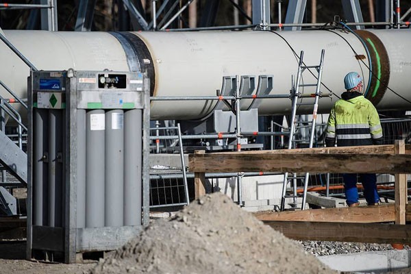 Dự án Dòng chảy phương Bắc 2 dự kiến sẽ hoàn tất trong tháng 8. Ảnh: Tass Dự án Dòng chảy phương Bắc 2 dự kiến sẽ hoàn tất trong tháng 8. Ảnh: Tass