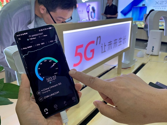 zte quay tro lai cuoc dua 5g khi huawei quay cuong voi lenh trung phat