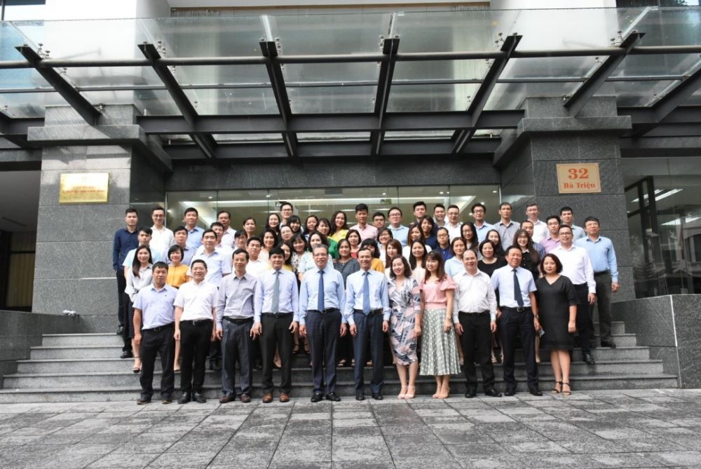 Tập thể Ủy ban Nhà nước về người Việt Nam ở nước ngoài, Bộ Ngoại giao. 4206-2