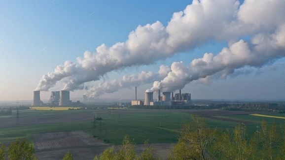 Không phải Hungary hay Slovakia, quốc gia châu Âu này có động thái lạ với khí đốt Nga, âm thầm mua LNG