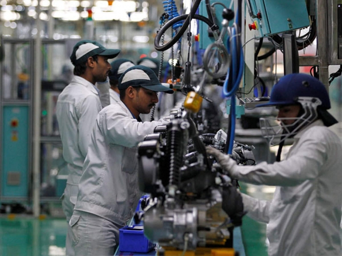 an do bom 10 ty usd thuc day tang truong