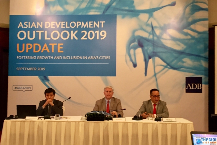 adb kinh te viet nam van duy tri tang truong truoc cac bat on cua thi truong the gioi