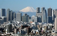Lo ngại tác động của việc tăng thuế tiêu dùng, Nhật Bản sẽ đánh giá lại triển vọng kinh tế