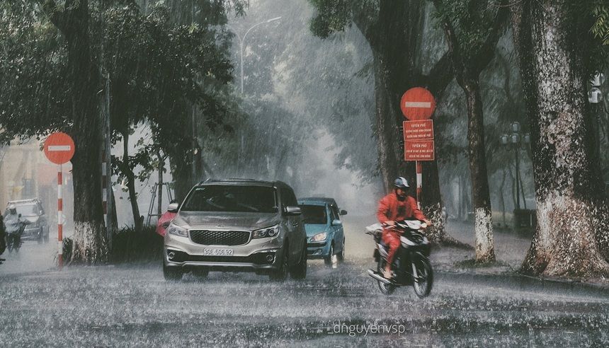 du bao thoi tiet ngay va dem nay 69 ca nuoc ngay nang nong chieu toi va dem co mua rao va dong vai noi