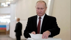 Bầu Hạ viện Nga: 260.000 người bỏ phiếu sớm, Tổng thống Putin thực hiện trực tuyến vì lý do đặc biệt