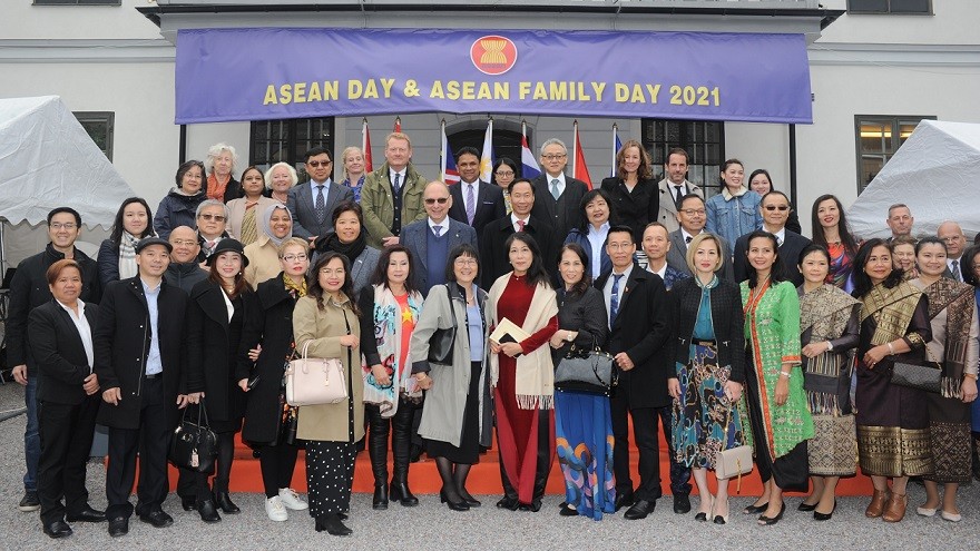 Gia đình ASEAN cùng khách mời