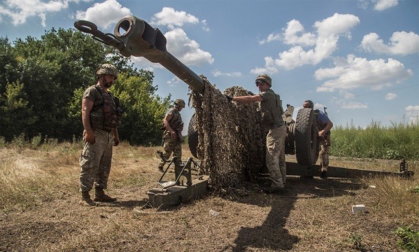 Tình hình Ukraine: Tổng thống Mỹ muốn chi tiền khẩn cấp, Nga nói Kiev tạo ảo tưởng cho phương Tây