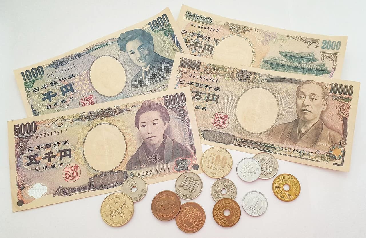 'Phớt lờ' cảnh báo của chính phủ, đồng Yen chạm đáy, có thể giảm tới mức nào?