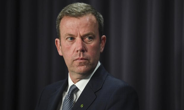 Tranh cãi vụ EU hoãn đàm phán thương mại với Australia