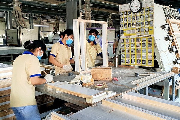 Xuất khẩu ngày 2-4/10: Giá gạo bật tăng, xuất khẩu gỗ sang Mỹ đón tin vui, 5 điều lưu ý khi kinh doanh tại EU Xuất khẩu ngày 2-4/10: Giá gạo bật tăng, xuất khẩu gỗ sang Mỹ đón tin vui, 5 điều lưu ý khi kinh doanh tại EU