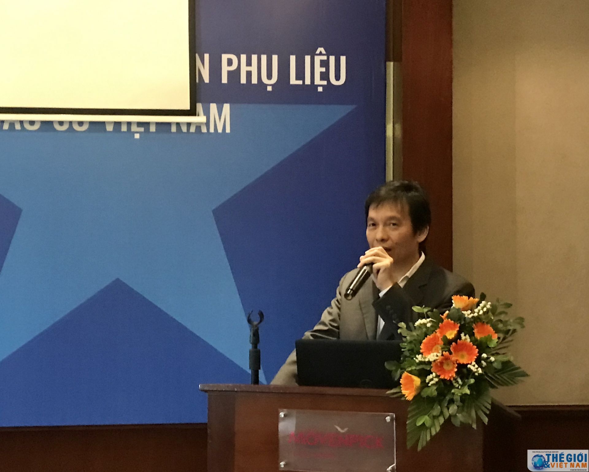 trien lam plastics rubber hanoi 2019 tim cach doi mat voi o nhiem trang