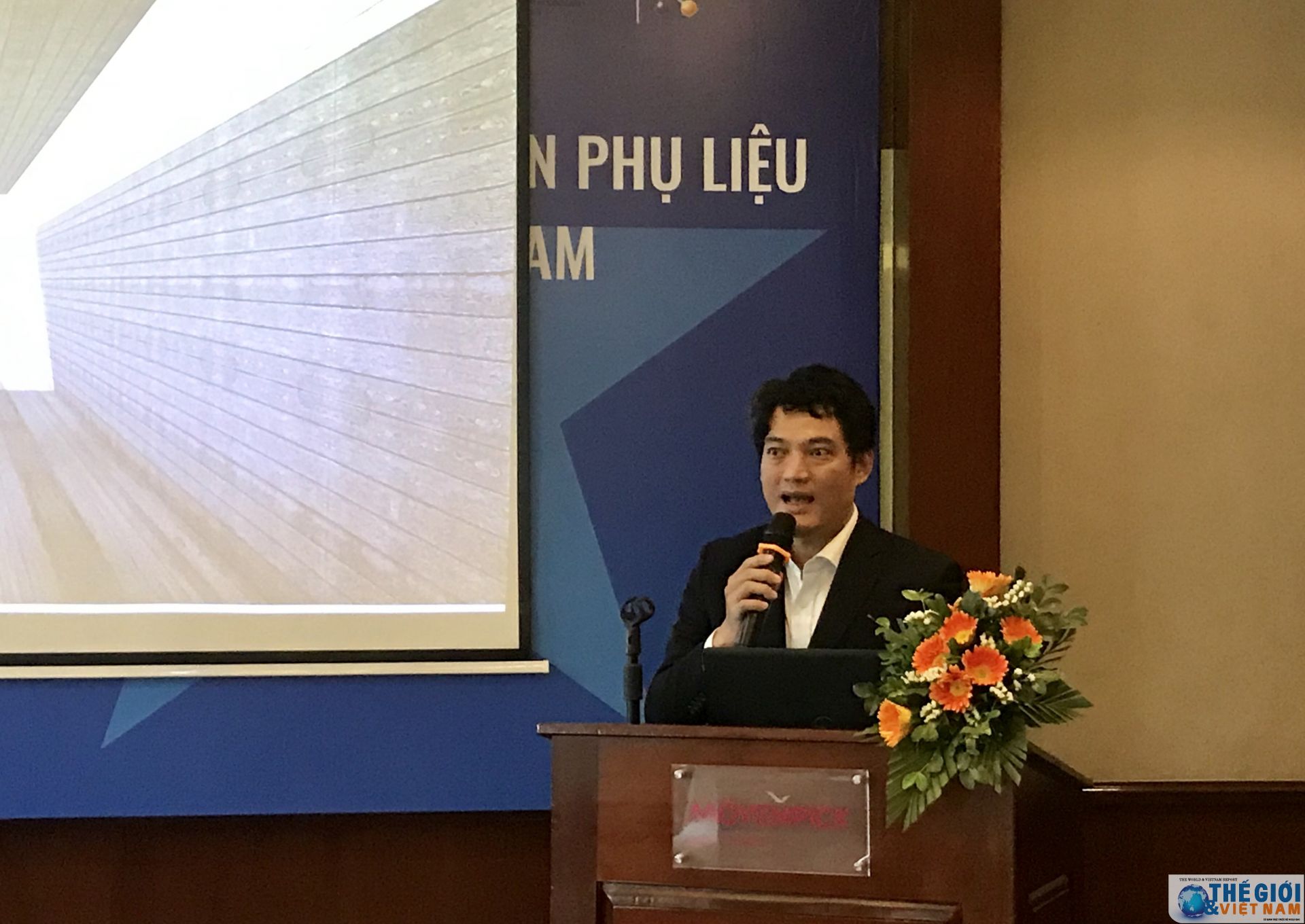 trien lam plastics rubber hanoi 2019 tim cach doi mat voi o nhiem trang