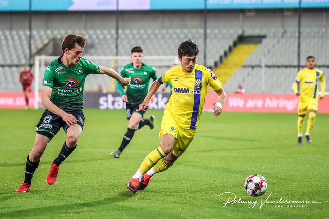 vang cong phuong sint truidense thua be mat truoc doi bong bet bang