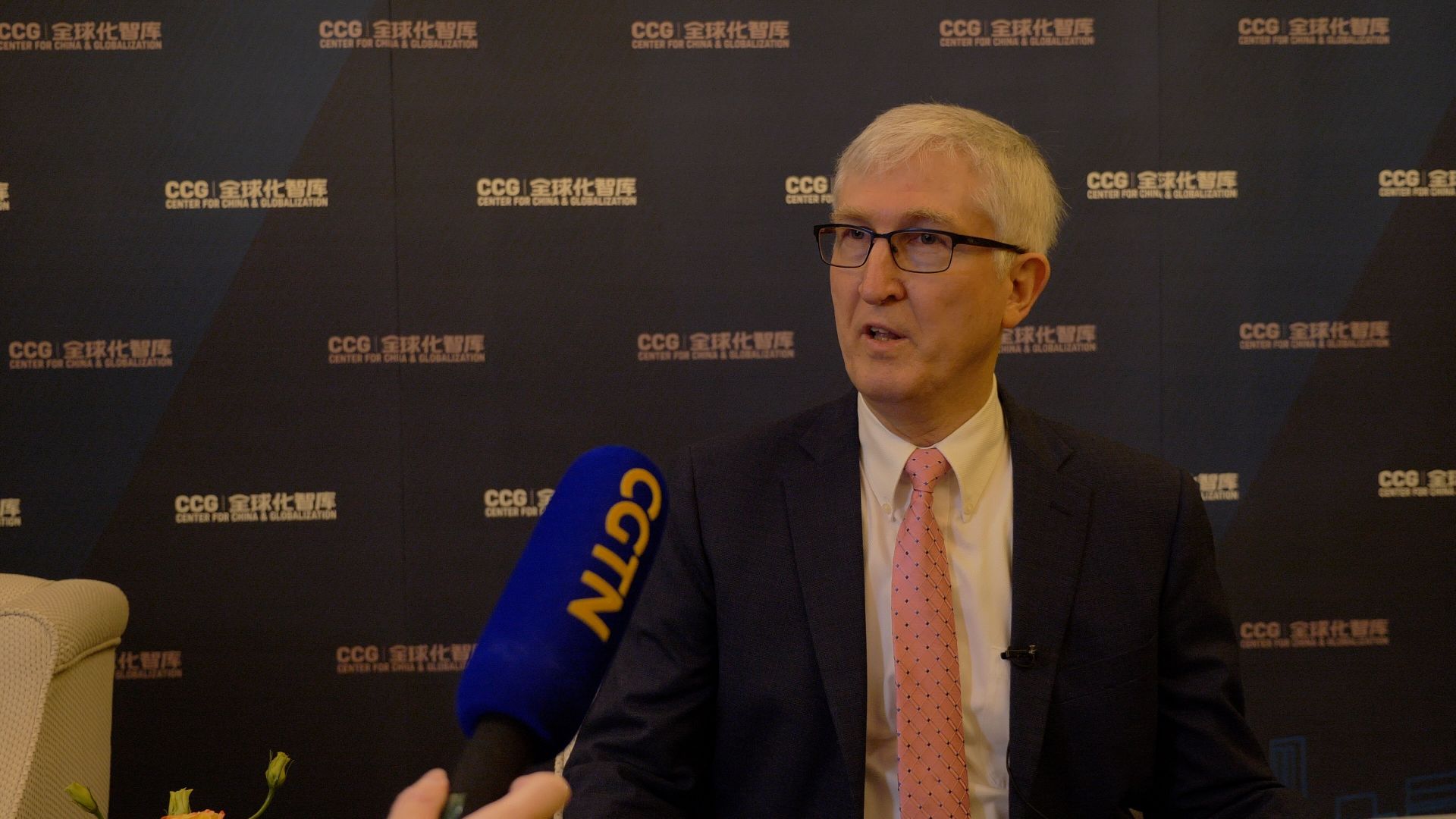 chu tich amcham trung quoc my trung phai doi pho voi nhau