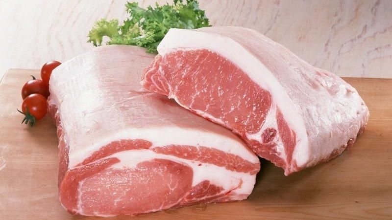 Giá heo hơi hôm nay 8/8: Chững giá, dao động từ 57.000 - 65.000 đồng/kg