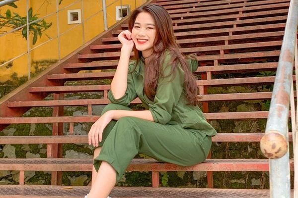  Cận cảnh nhan sắc đời thường của tân Hoa hậu Việt Nam 2020 Đỗ Thị Hà