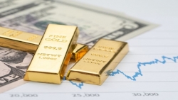 Giá vàng hôm nay 13/7: Giao dịch thất thường quanh ngưỡng 1.800 USD, vì sao giới đầu tư chuộng mua vàng?