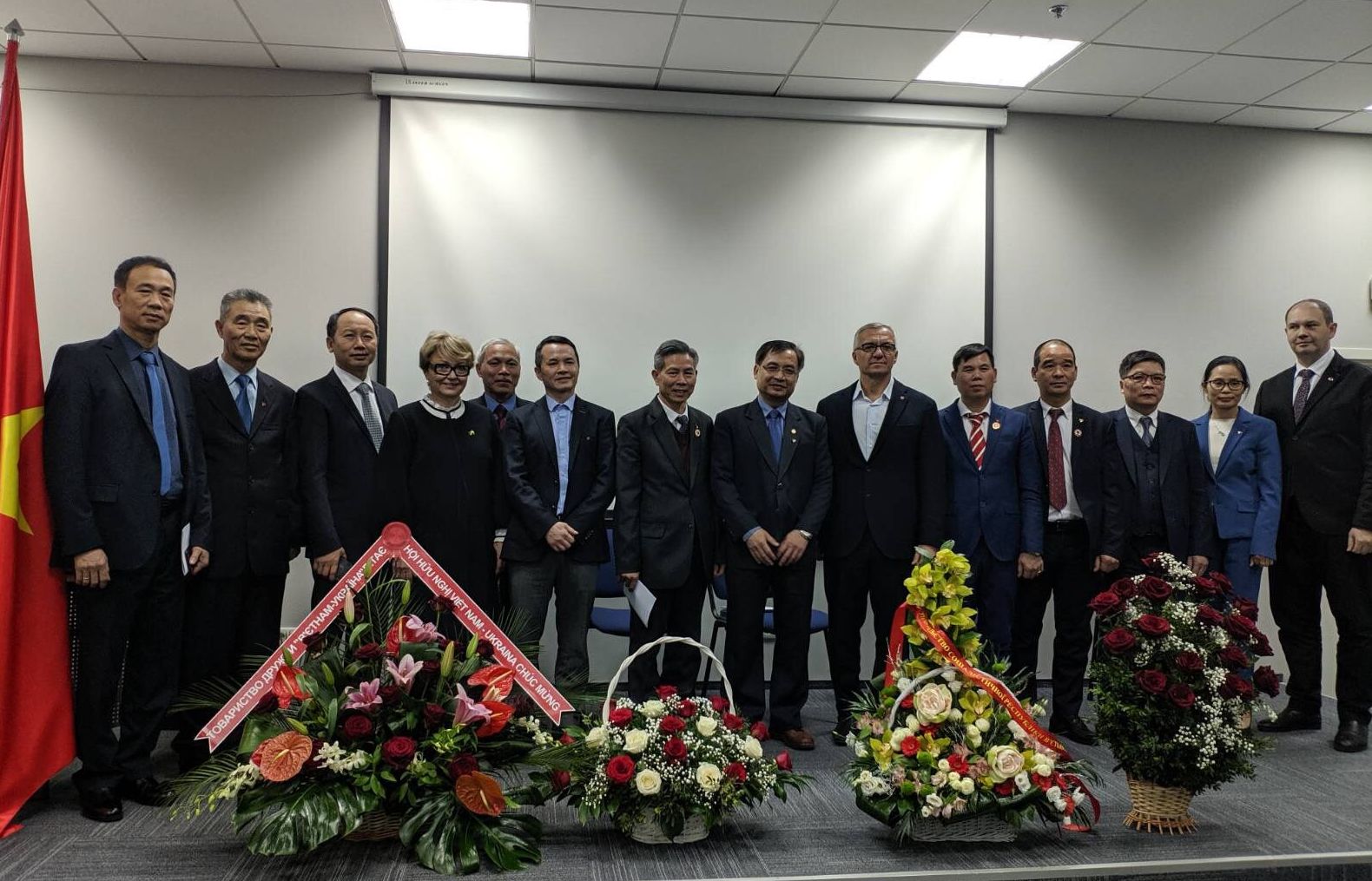 Đại sứ Nguyễn Anh Tuấn tham dự Đại hội Hội hữu nghị Ukraine - Việt Nam lần thứ VIII