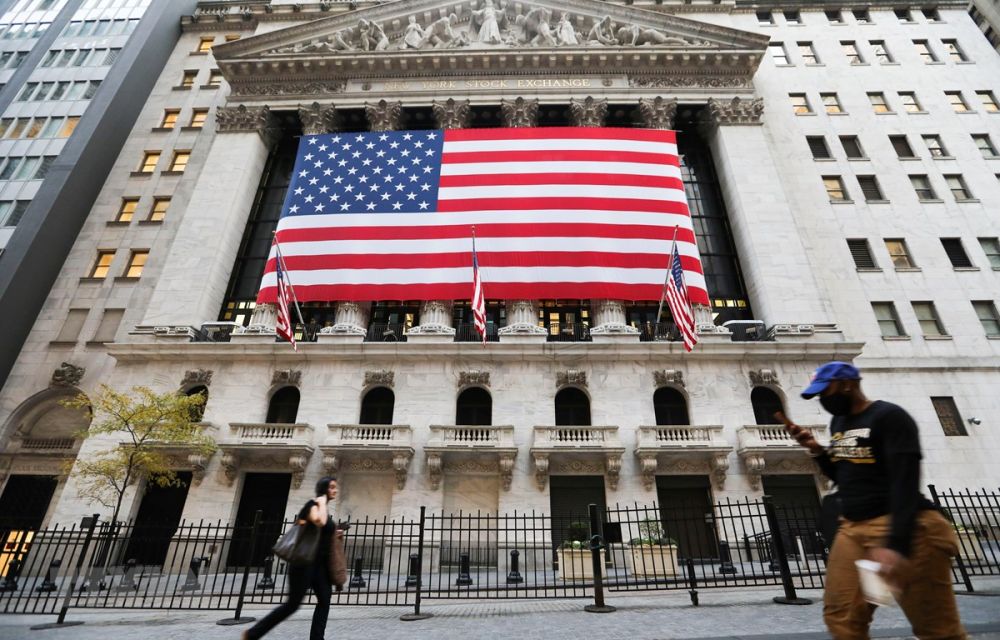 Quốc hội Mỹ chốt gói giải cứu khẩn cấp 900 tỷ USD cho người dân