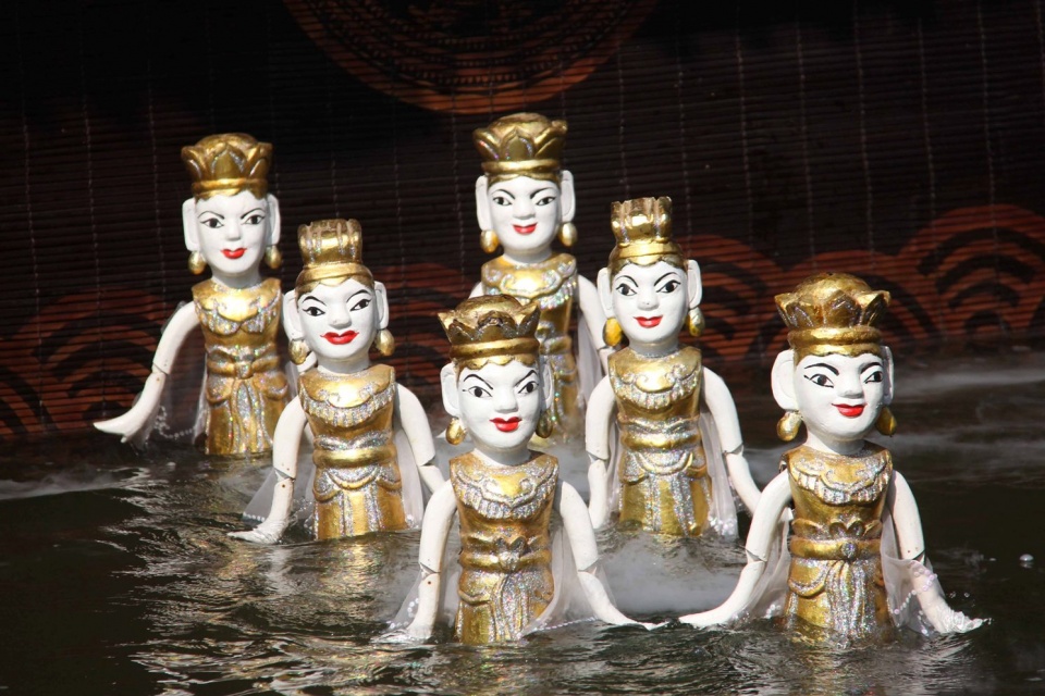 Tại sao người nước ngoài thích rối nước Việt Nam tai sao nguoi nuoc ngoai thich roi nuoc viet nam