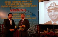 Di tích Nhà tù Hỏa Lò tiếp nhận hiện vật của gia đình cựu binh Mỹ