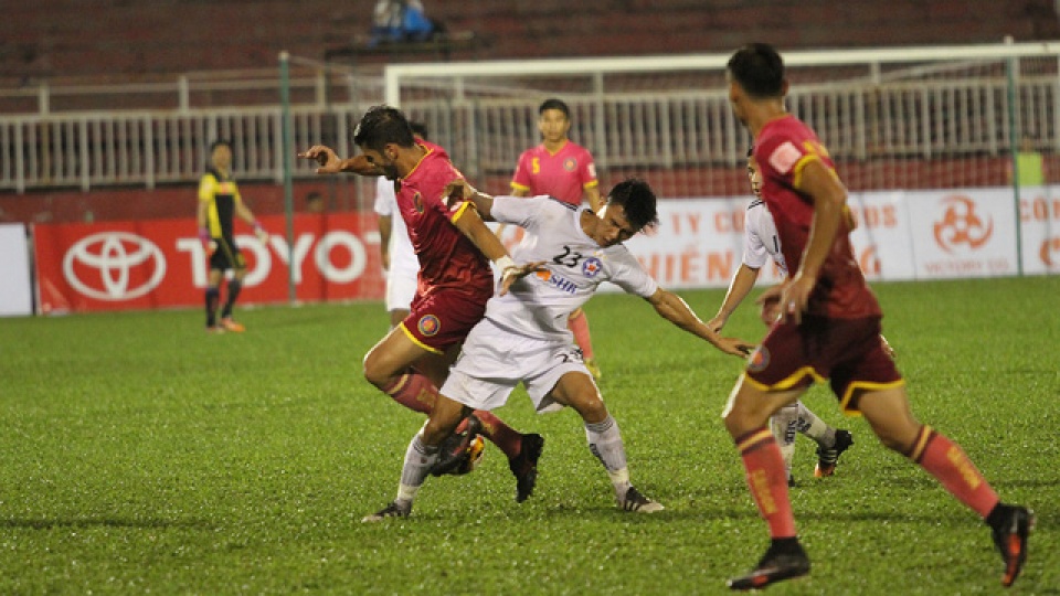 vong 3 v league 2017 derby tren san thong nhat