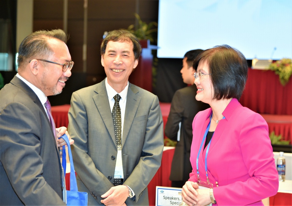 20 nam thuc day loi ich va tao dung vi the