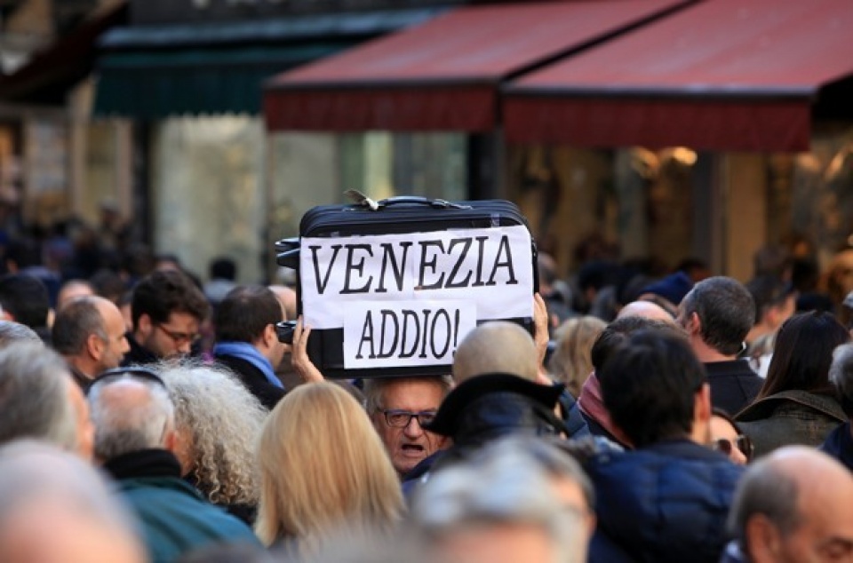 Vấn nạn du lịch ở Venice van nan du lich o venice