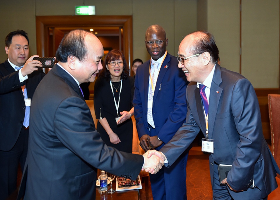 cung co soi day con yeu trong nen kinh te