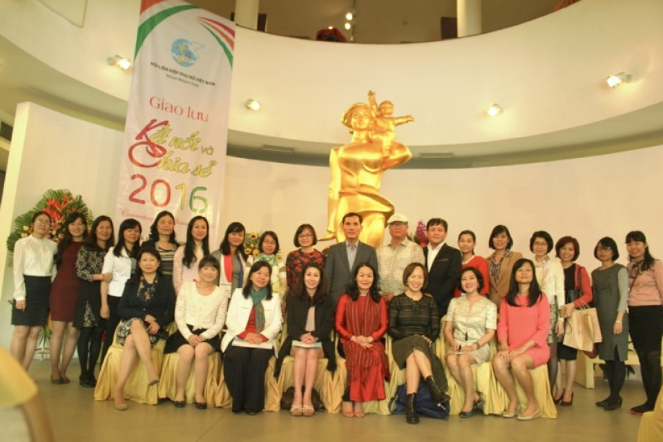 tang cuong kenh chia se cho phu nu ket hon quoc te