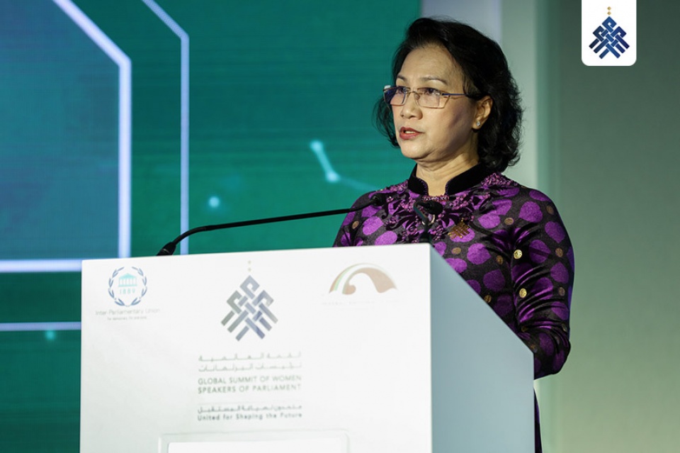 quoc hoi viet nam phat huy vai tro va vi the