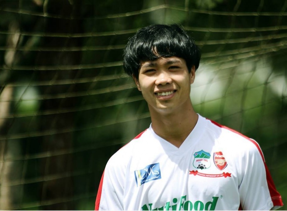 u21 ha gia lai u21 thai lan cho cong phuong toa sang