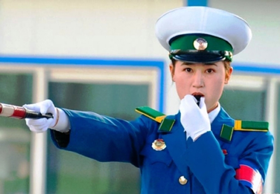 trieu tien phai xinh dep moi duoc lam canh sat