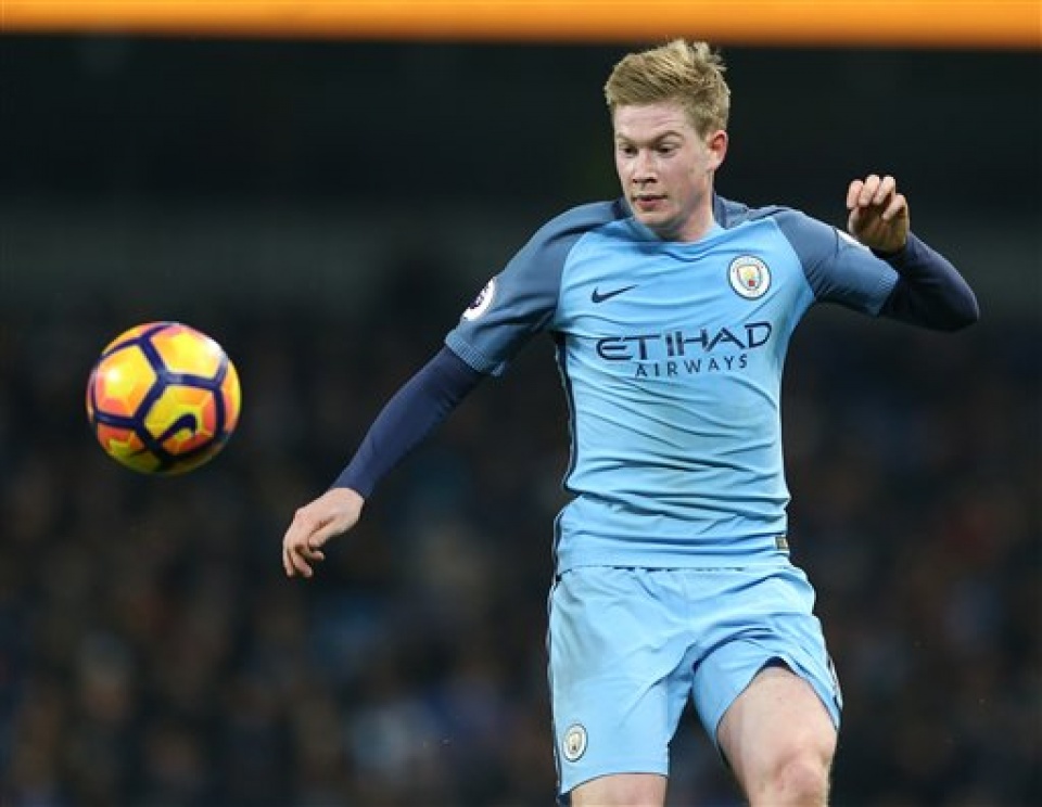 doi hinh tieu bieu chau au luot di mua giai 201617 khong messi va cronaldo