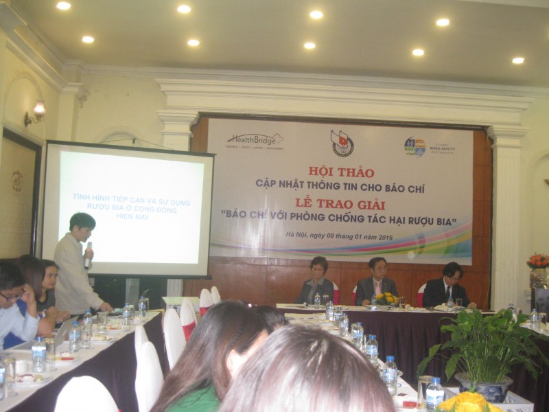 pho ng cho ng ta c ha i ruo u bia go c nhi n mo i cho de ta i cu