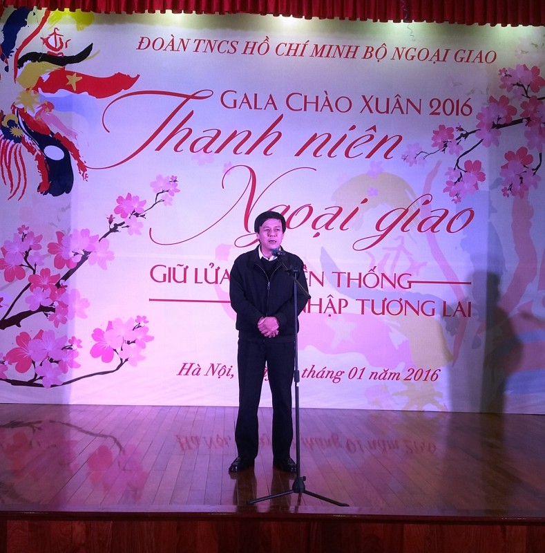 sac xuan va hoi nhap trong gala thanh nien 2016