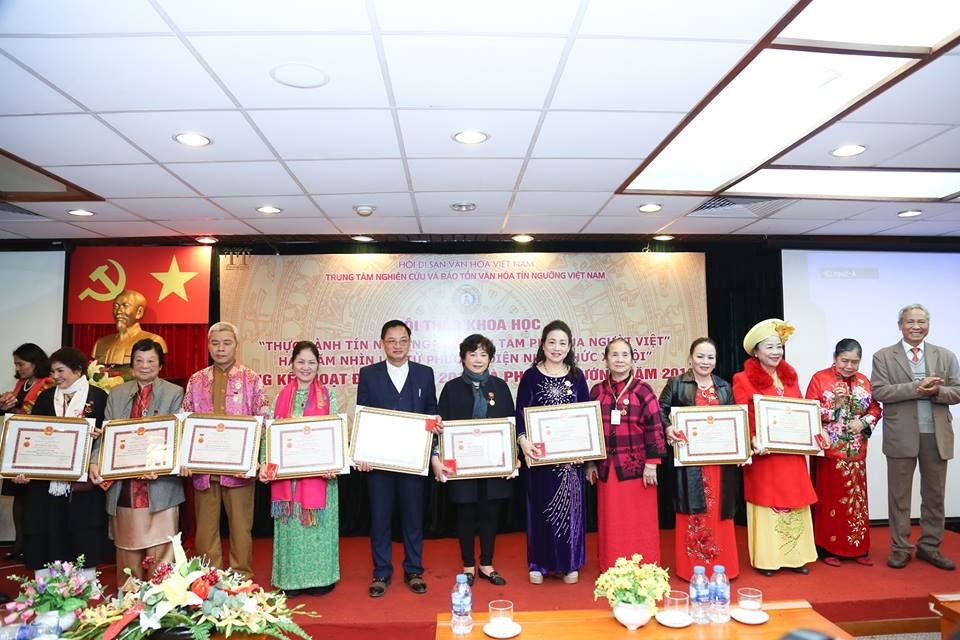 dao mau sau vinh danh hai nam nhin lai tu phuong dien nhan thuc xa hoi