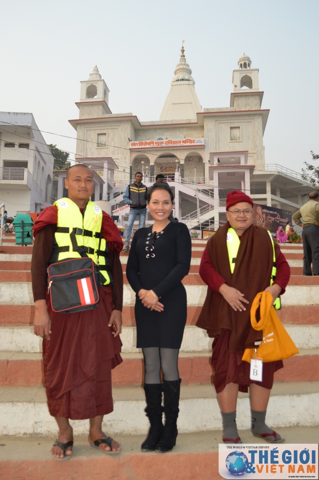 tham quan varanasi vung dat thanh linh thieng ben song hang