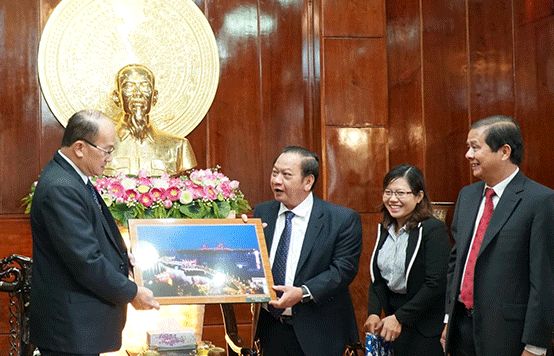 Cần Thơ thúc đẩy hợp tác với Singapore