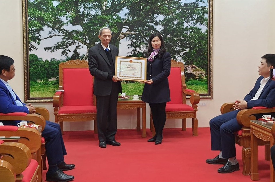 Đoàn Bộ Ngoại giao Chúc Tết tỉnh Tuyên Quang và dâng hương tại Khu Di tích xã Minh Thanh