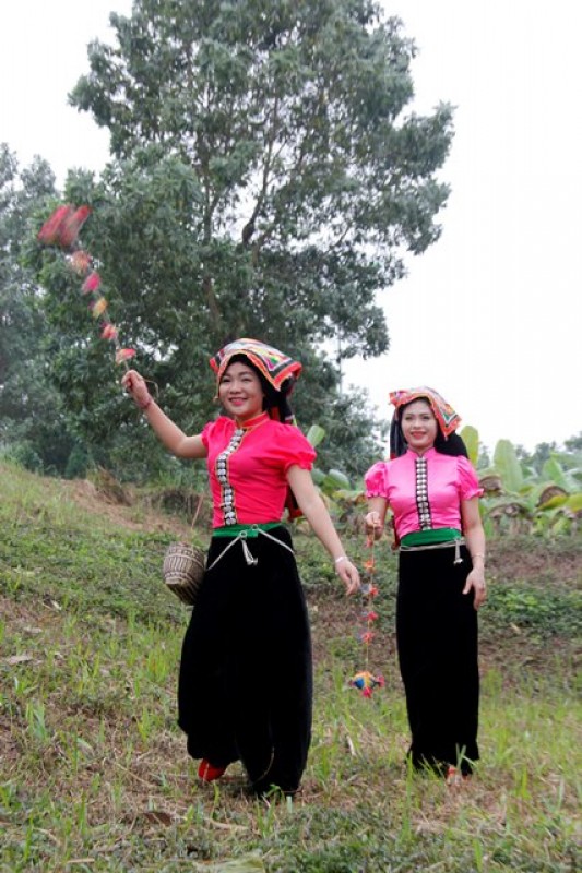 le cau an cua nguoi thai tai ngoi nha chung