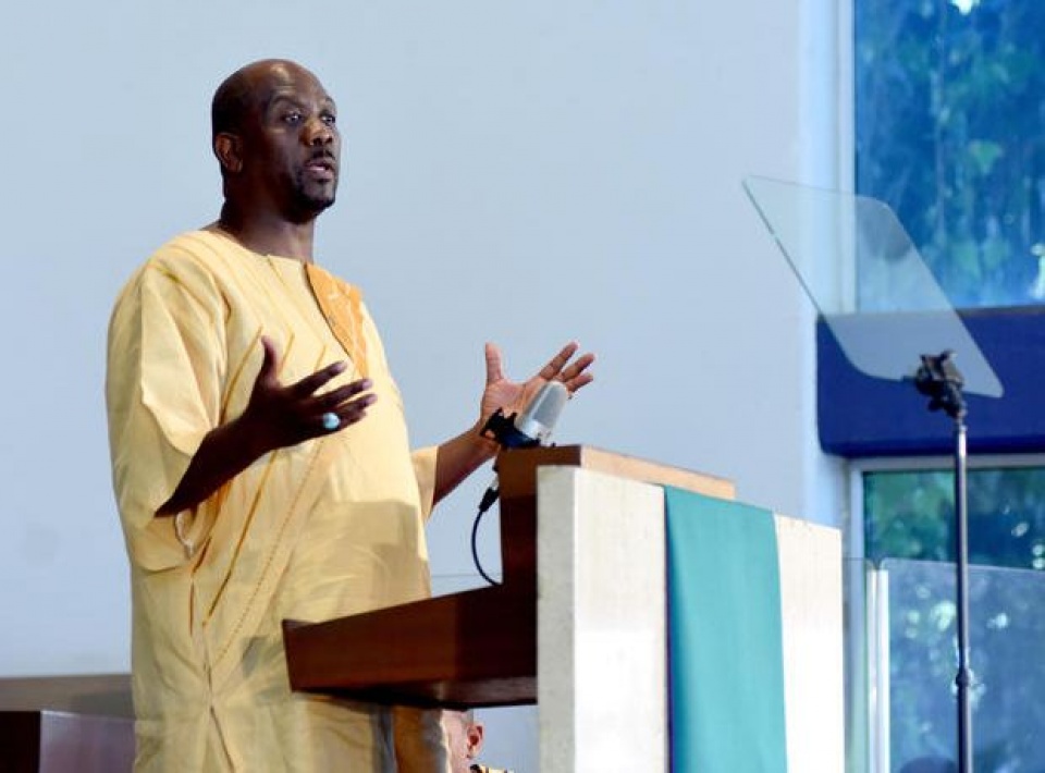 nguoi nhap cu lam cong viec gi o my