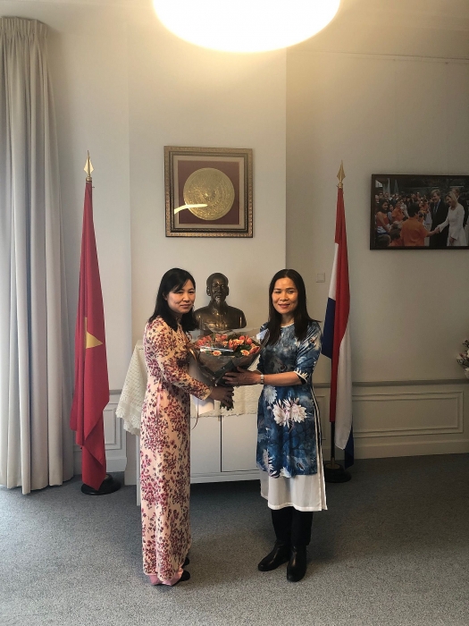 long trong ky niem 90 nam thanh lap dang cong san viet nam tai ha lan