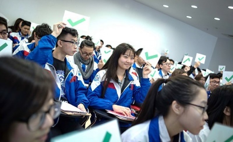 buv trien khai chuong trinh hoc bong len toi 3 ty dong