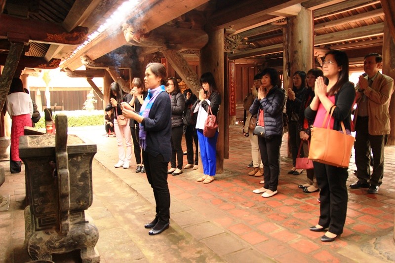 chuyen di am ap tiet xuan