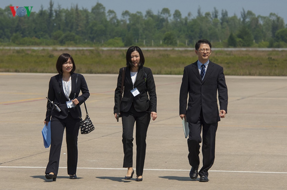 nha vua va hoang hau nhat ban roi hue nhung khoanh khac xuc dong