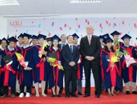 hoc hoi kinh nghiem va cach thuc quan ly ngan sach cua duc